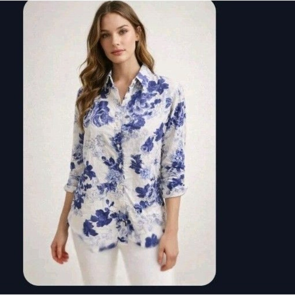 Free People Blouse Size S Blue Floral Raw Hem Button 3/4 Sleeve